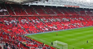 MU vỡ mộng xây sân vận động 100.000 chỗ