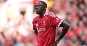 Konate "sợ tiêu tiền" dù có thu nhập khủng